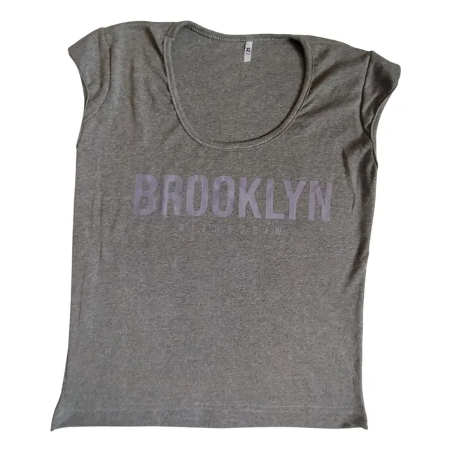 Camiseta De  Mujer Nueva! En Stock Disponible.