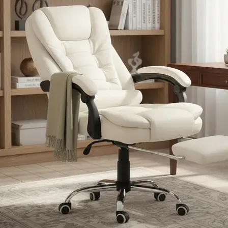 Cadeira De Escritório Itália Presidente Ergonômica Couro Sintético Encosto Ajustável Com Trava E Apoio Para Pés Cor Branca Luvinco
