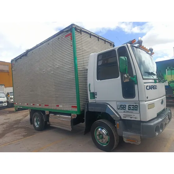 Ford Cargo 815 2007 3.9 Mt 