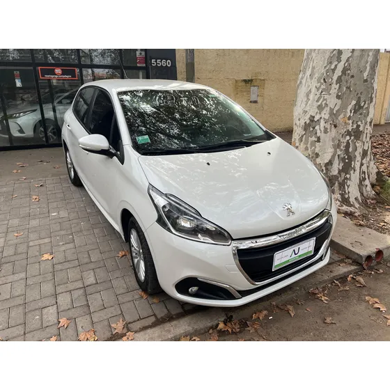 Peugeot 208 1.6 Allure