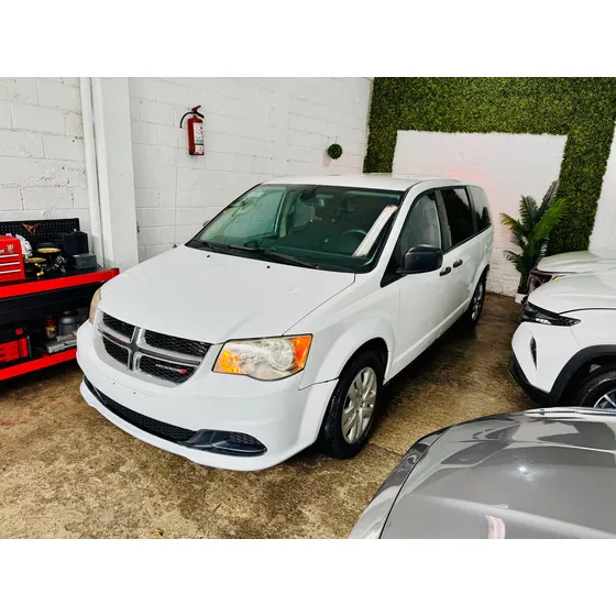 Dodge Grand Caravan 3.7 Se At