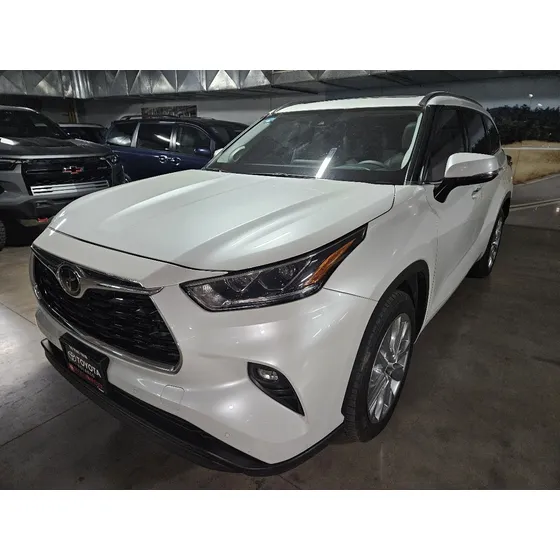 Toyota Highlander 3.5 Limited Panoramic Roof At