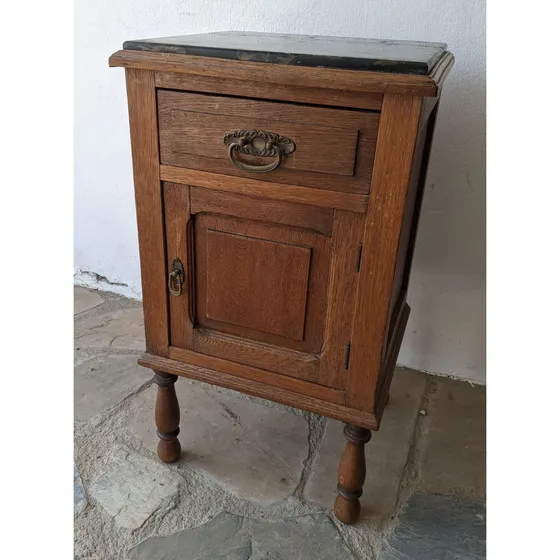 Mesa Tipo De Noche De Roble, Tapa De Mármol 1 Puerta 1 Cajón