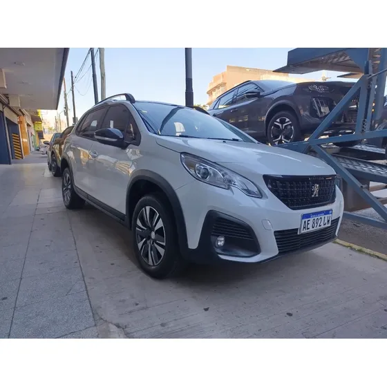 Peugeot 2008 1.6 Thp Sport