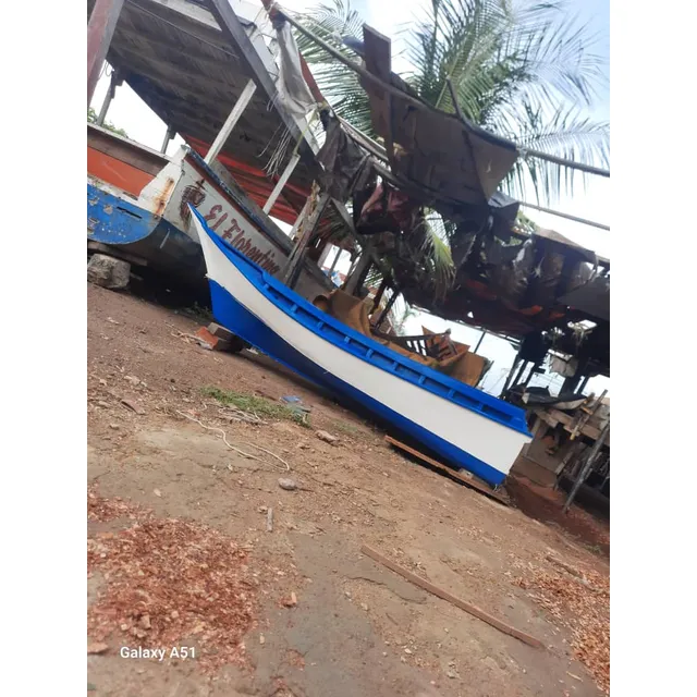 Bote O Peñero De Madera Construcción 