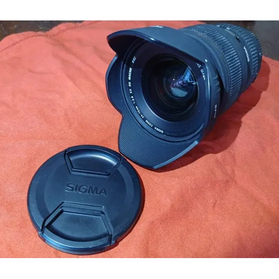 Lente Sigma Zoom (ex Dg Macro)