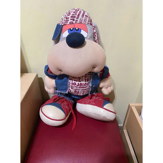 Peluche Perro Orejón Grande Traje De Jeans. Usado