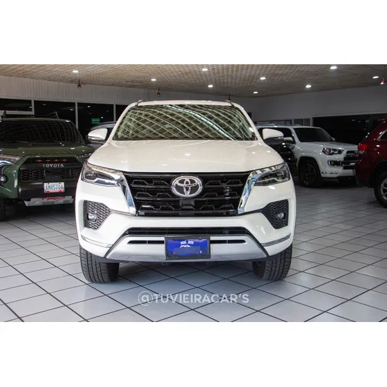 Toyota Fortuner Sw4