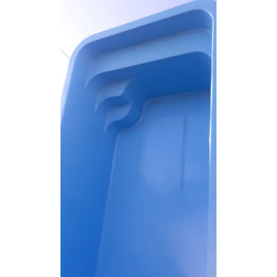 Pileta De Fibra De Vidrio De 4 M X 2.40 M X 1.20 M