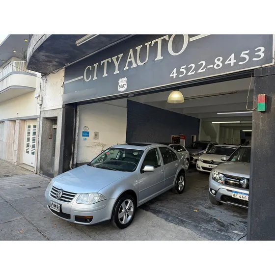 Volkswagen Bora 2.0 Trendline 115cv Tiptronic