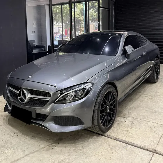 Mercedes-Benz C250 2017 2.0 Coupe