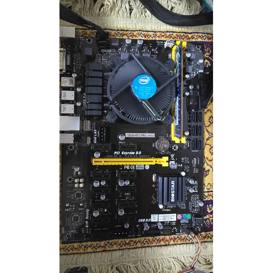 Tb250-btc Pro Con Procesador G4400 3.30 Ghz Memoria 4 Gb
