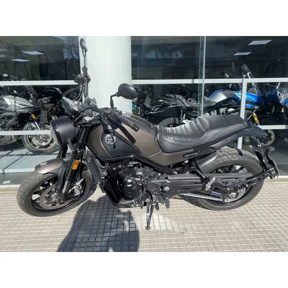 Benelli Leoncino 500 Usada No 2022 Con 6000 Km No 350 Ac