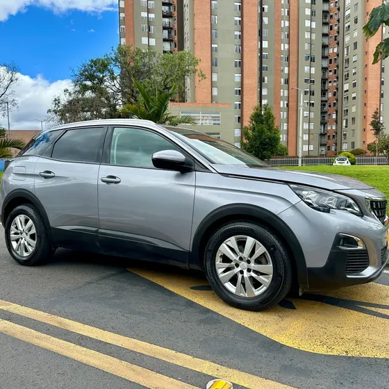 Peugeot 3008 2020 1.6 Active