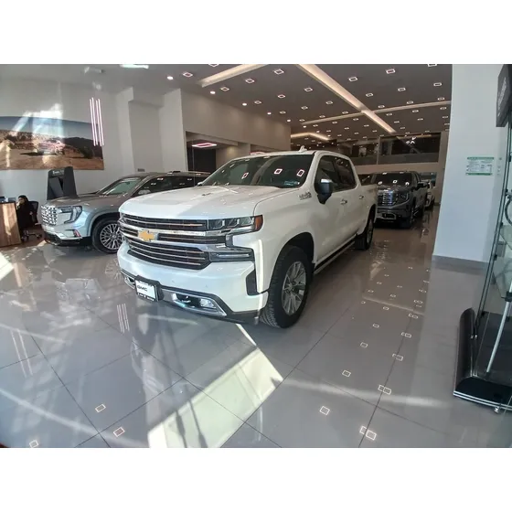 Chevrolet Cheyenne 6.2 V8 Doble Cabina High Country 4x4 At