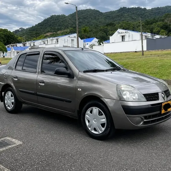Renault Symbol 2008 1.4 Alize