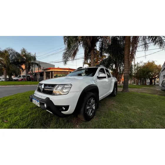Renault Duster Oroch 2.0 Outsider Plus