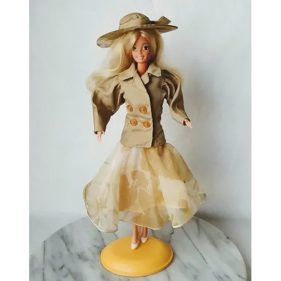 Barbie Alta Costura Com Chapéu Estrela 1990