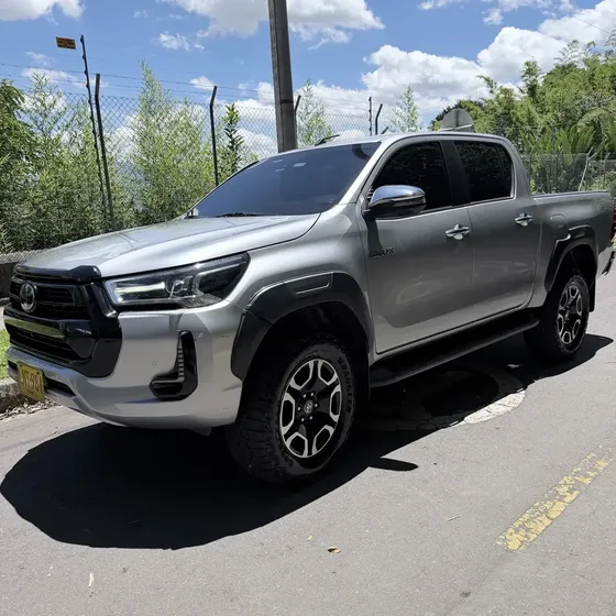 Toyota Hilux 2023 2.8 Srx B2+