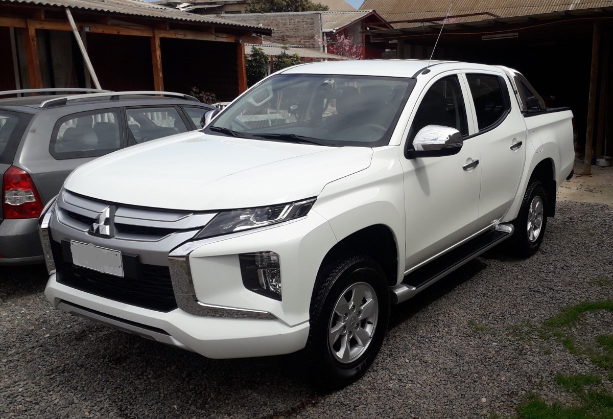 Mitsubishi, L200, Katana, 4x2, Año 2021