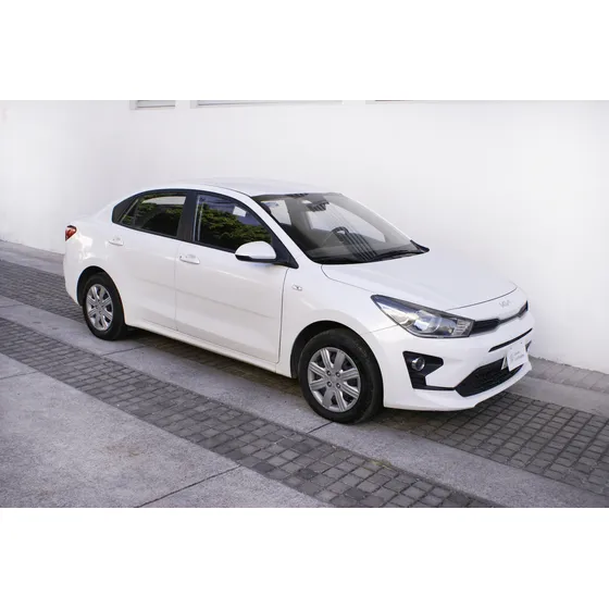 Kia Rio 1.6 L Sedan At