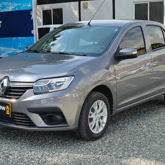 Renault Logan 1.6 Life Plus usado en Medellín