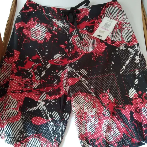 Short Bermuda Surf Oakley Talla 32