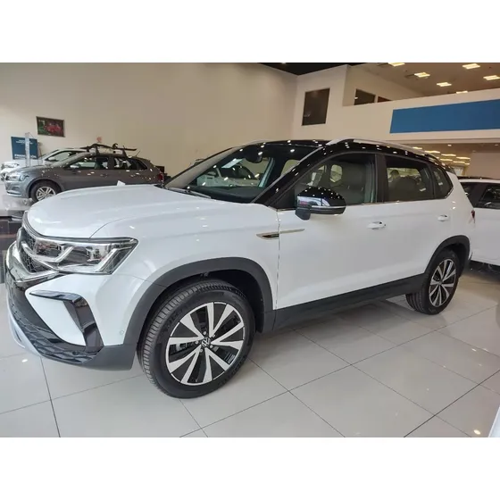 Volkswagen Taos Highline Bi Tono