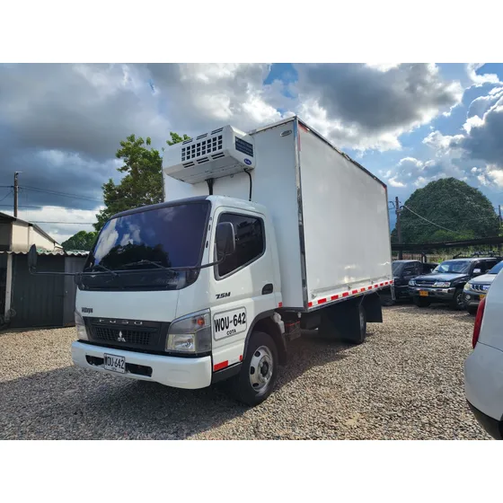 Mitsubishi Fuso Cargo Thermo King