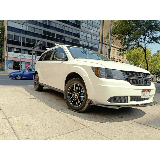 Dodge Journey 2.4 Se 7 Pasajeros At