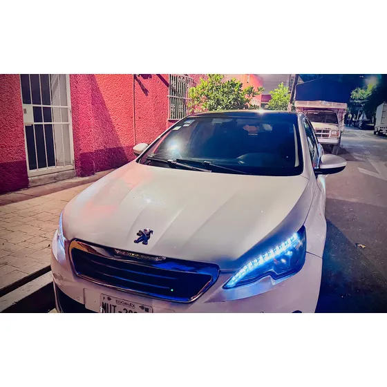 Peugeot 308 1.6 Félline At