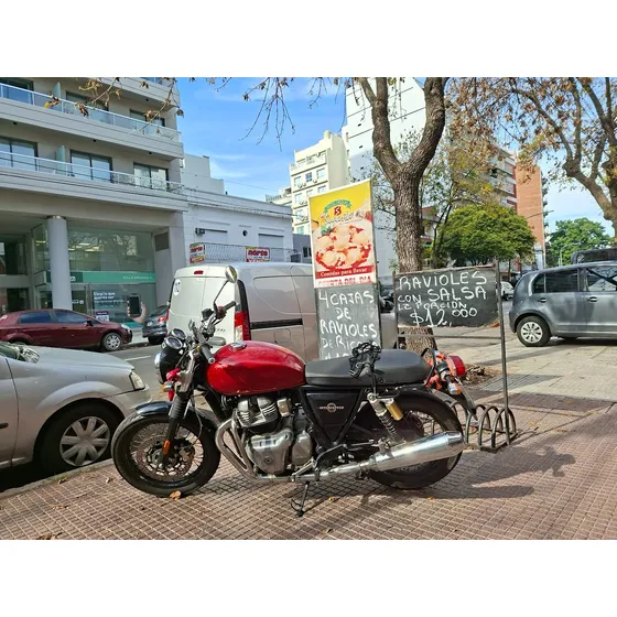 Vendo Royal Enfield Interceptor 650 2021