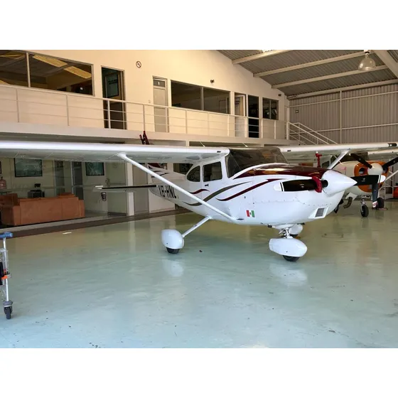 Cessna 182s 1998