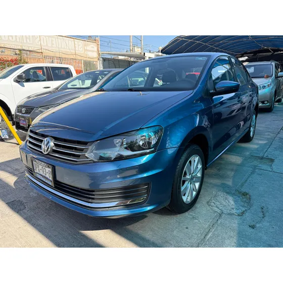 Volkswagen Vento 1.6 Confortline Mt