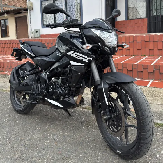 Bajan Ns 160 Modelo 2025 11mil Kilómetros