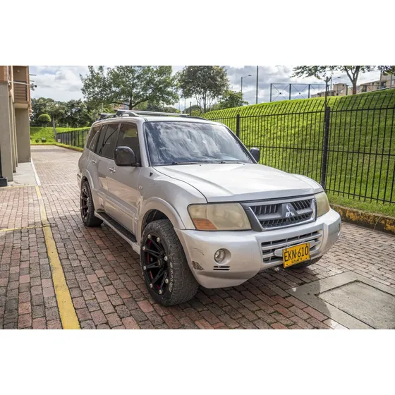 Mitsubishi Montero 3.5 V75 Wagon