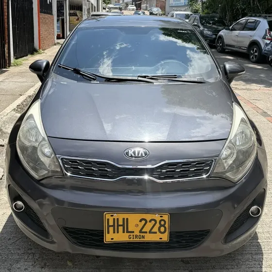 Kia Rio 2014 1.2 5 P