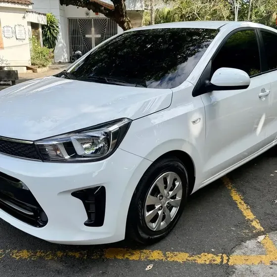 Kia Soluto 2025 1.4 Emotion Mt