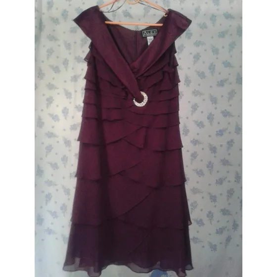 Vestido Vino Tinto Dama, Talla 14