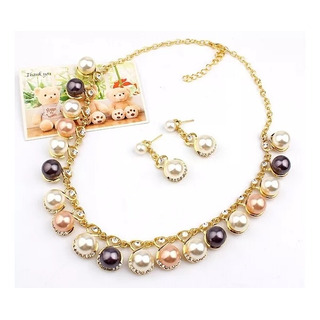 Collar Y Aretes De Perlas Grandes Y Cristal Fiesta Elegante Collar Y Aretes De Perlas Grandes Y Cristal Fiesta Elegante