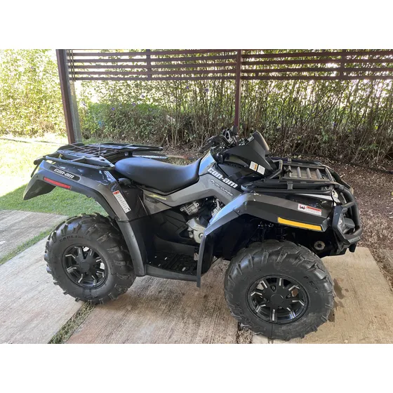 Quadriciclo Can Am 650 Xt