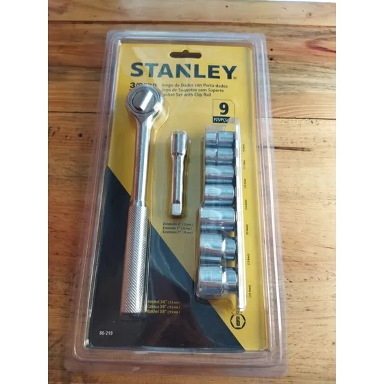 Juego De Dados Combinados 3/8  9pzas Stanley 