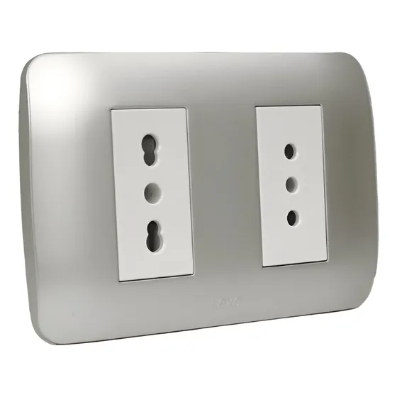 Enchufe Toma Doble 10a + 10/16a 250v Blanco/plata Lexo Color Plateado