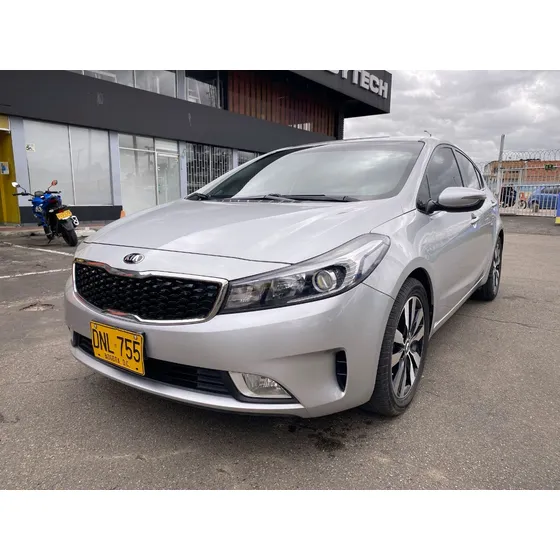 Kia Cerato Pro 1.6 Sx Mt