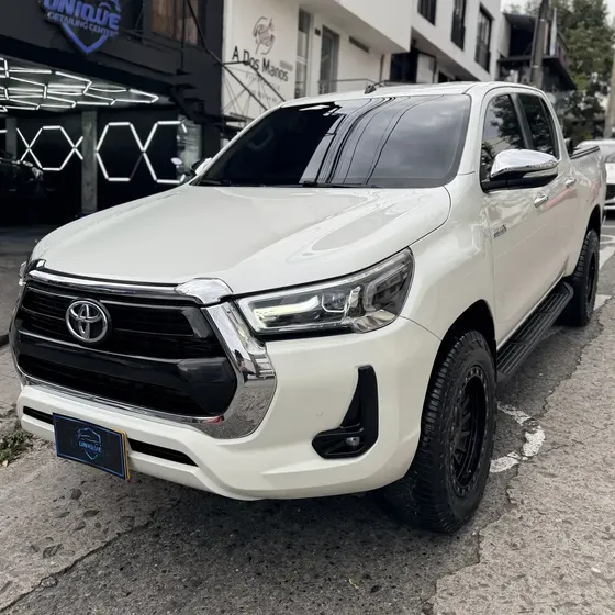 Toyota Hilux 2021 2.8l