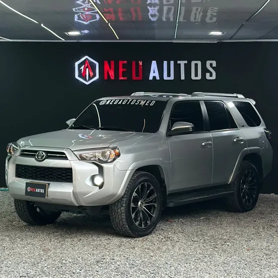 Toyota 4runner 2020 4.0 Sr5 B2+