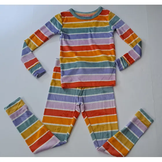 Pijama Niños Cat & Jack Talla 6