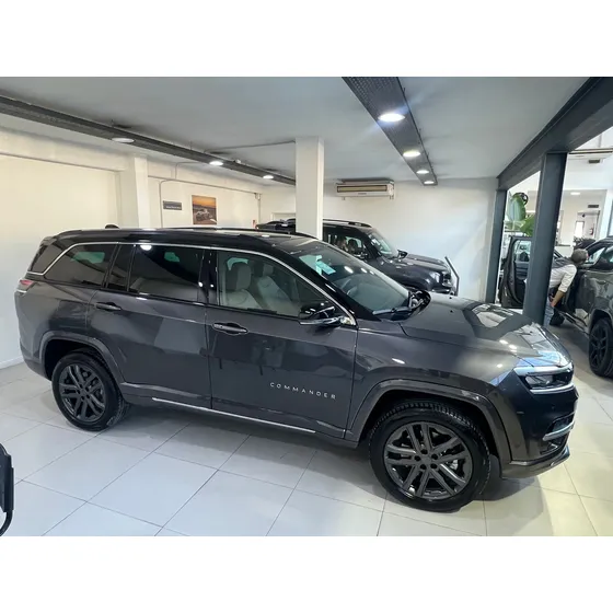 Jeep Commander 2.0 Td380 At9 4x4 7pas Overland