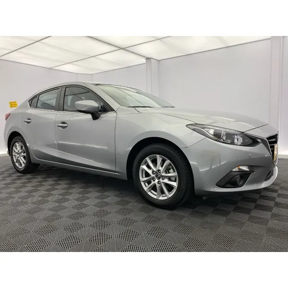 Mazda 3 2.0 Touring