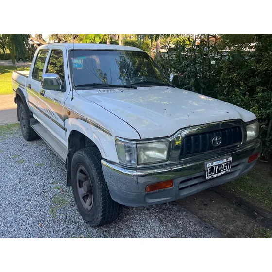 Toyota Hilux 3.0 D/cab 4x2 D Srv